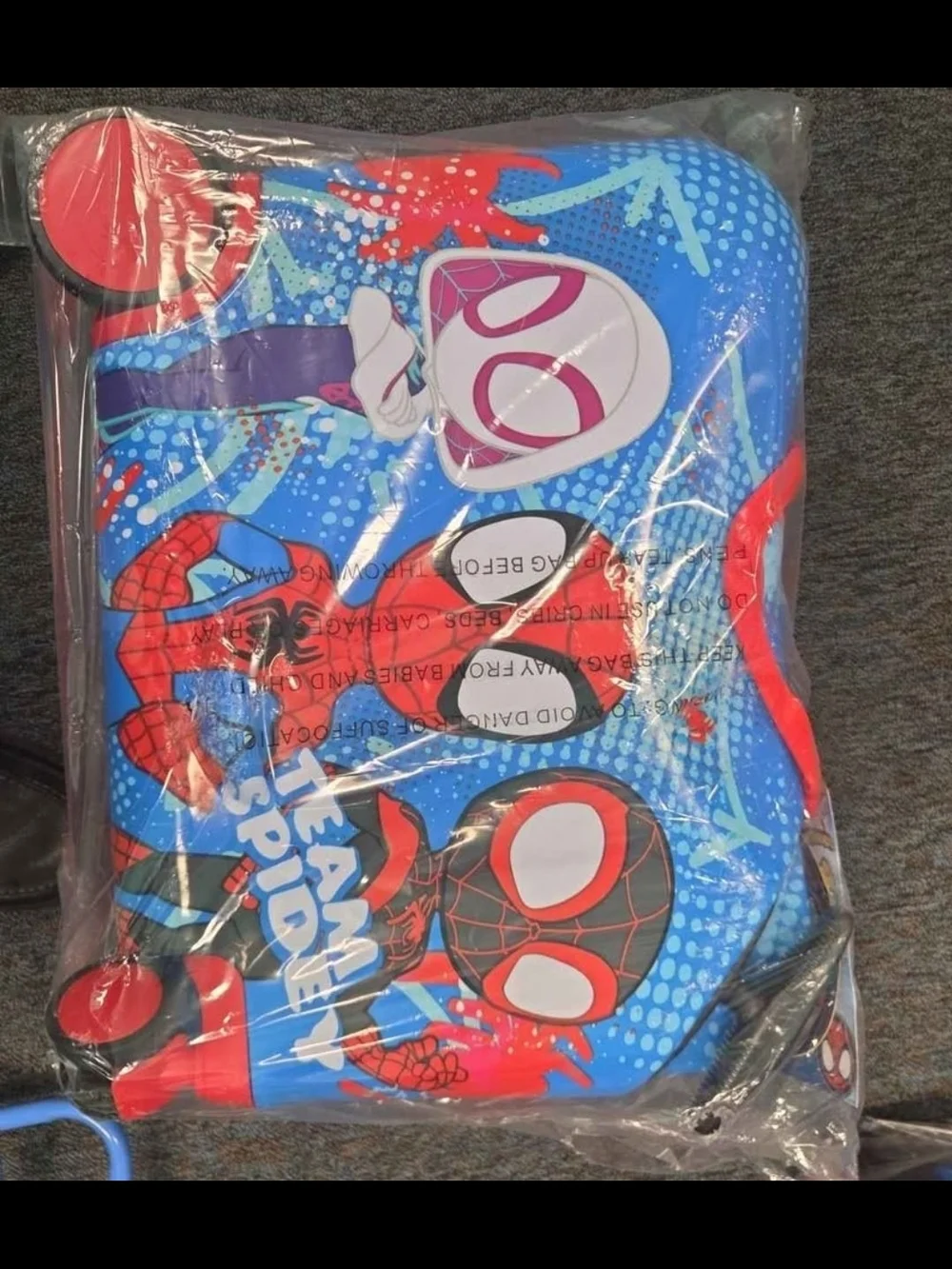 Kids Ride-On Suitcase 18